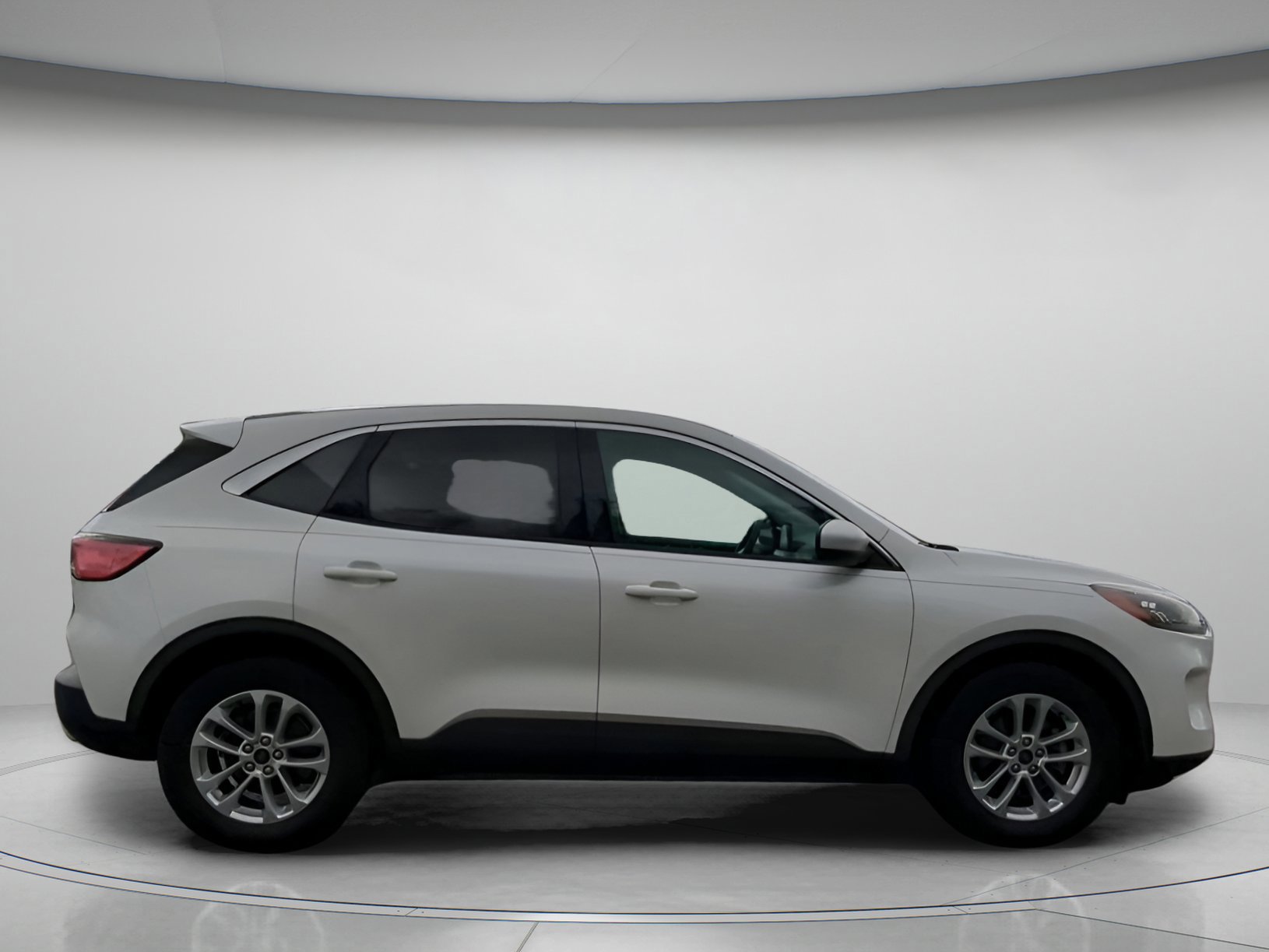 Certified 2020 Ford Escape SE image 24