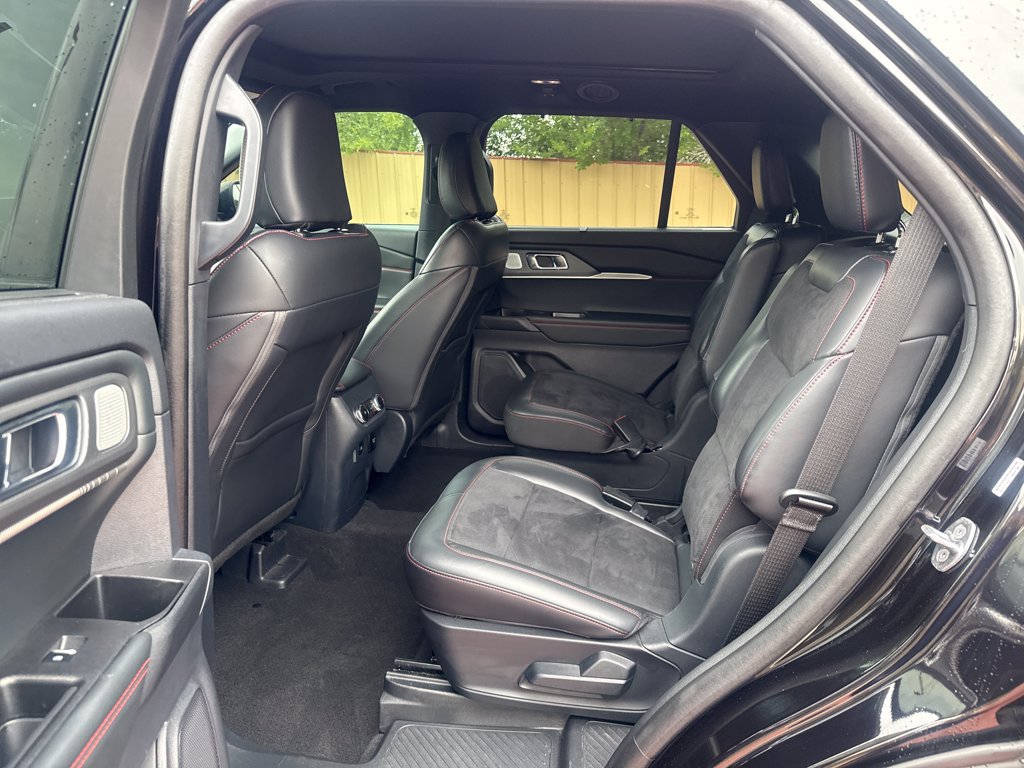 Certified 2025 Ford Explorer ST AWD/4WD image 21