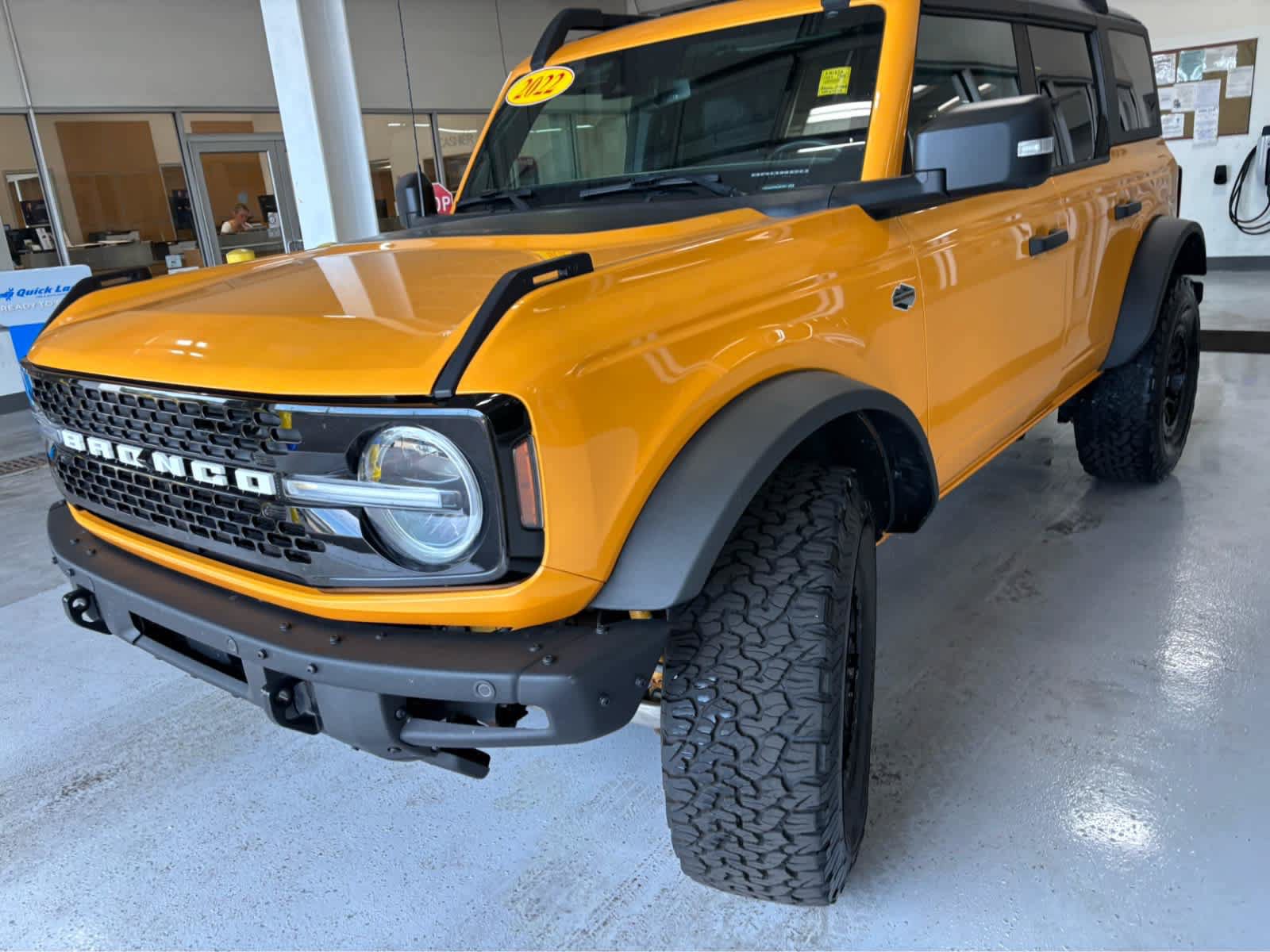 Certified 2022 Ford Bronco Wildtrak AWD/4WD image 6
