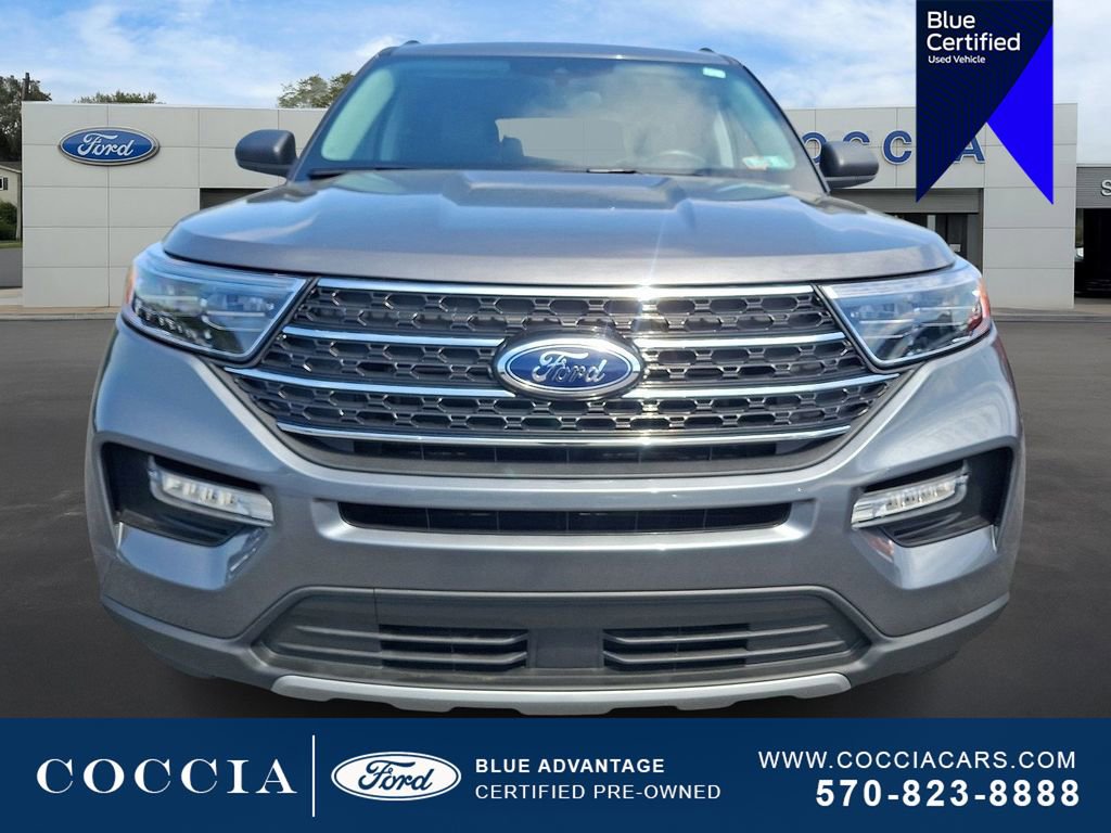Certified 2023 Ford Explorer XLT w/ Equipment Group 202A AWD/4WD image 2
