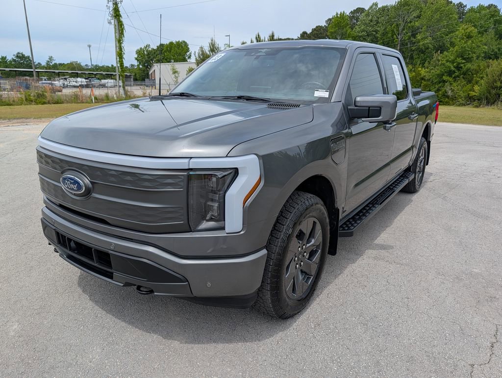 Certified 2023 Ford F150 Lightning Lariat w/ Tow Technology Package AWD/4WD image 5