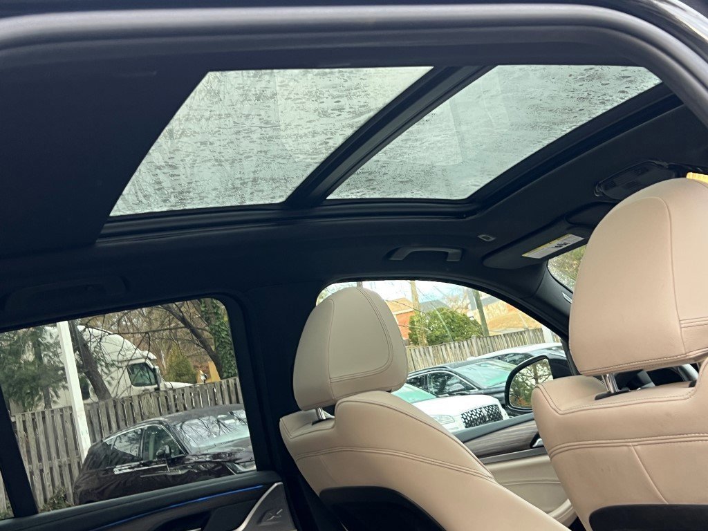 Used 2021 BMW X3 xDrive30e w/ M Sport Package image 15