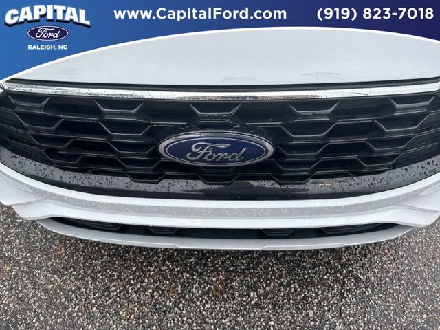 Certified 2023 Ford Escape ST-Line w/ Tech Pack #1 image 10