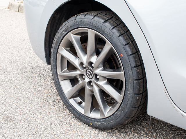 Used 2018 MAZDA MAZDA3 Touring image 7
