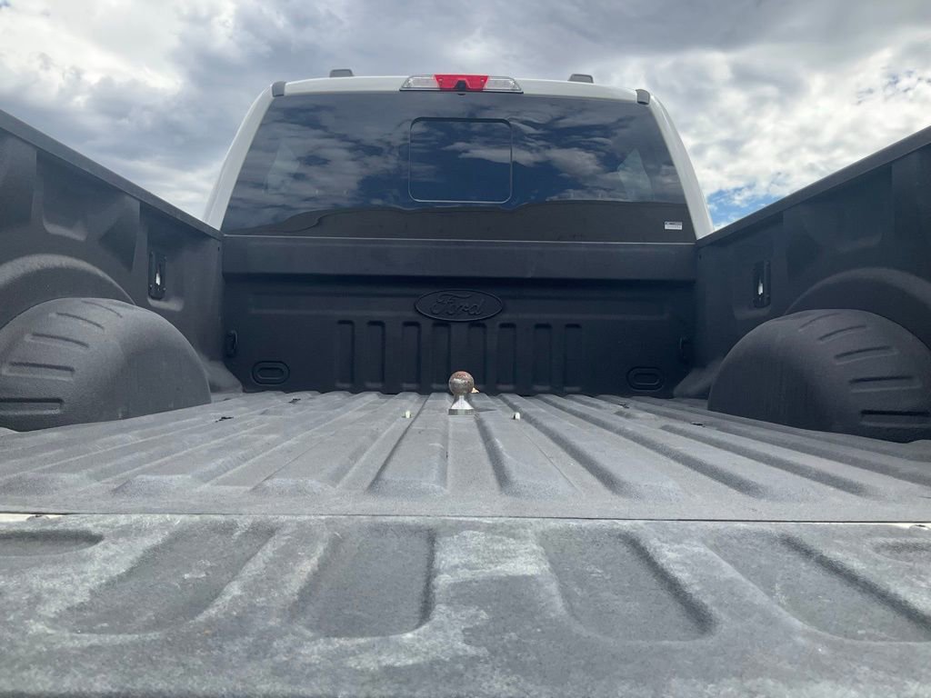 Certified 2022 Ford F350 Platinum w/ FX4 Off-Road Package image 30