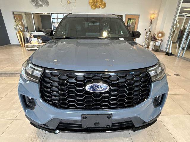Certified 2025 Ford Explorer ST AWD/4WD image 8