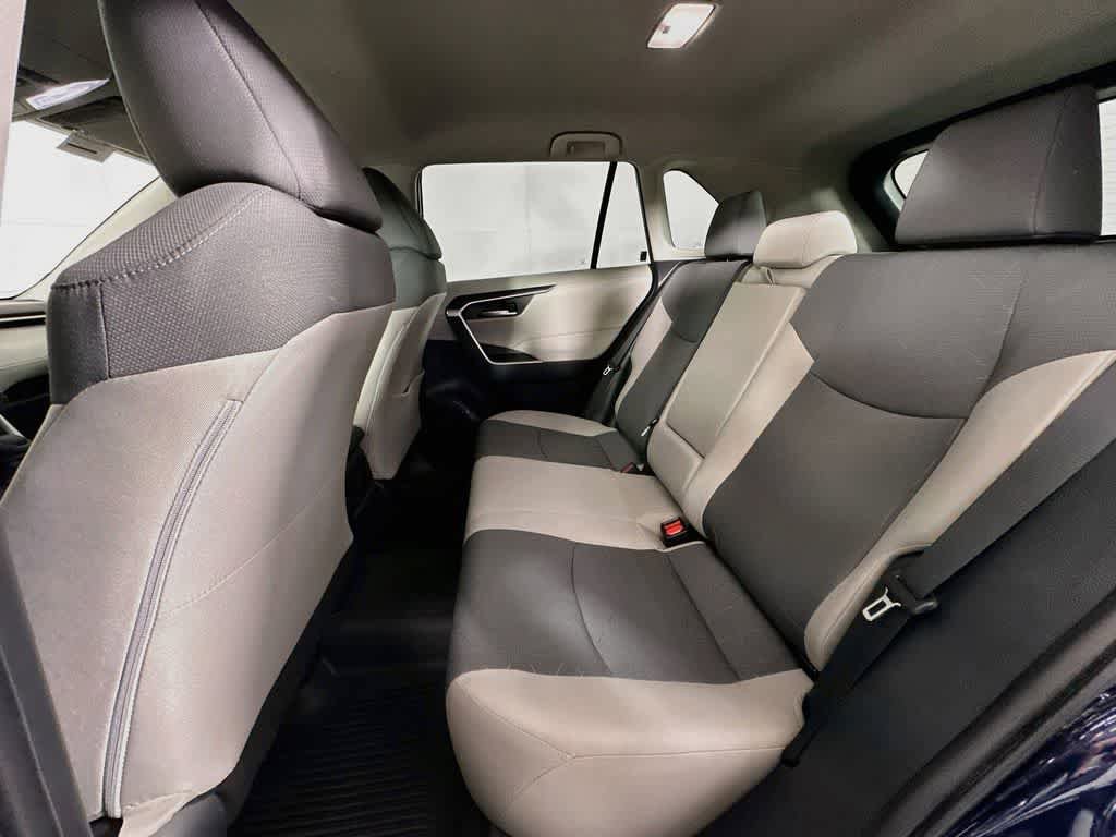 Used 2025 Toyota RAV4 XLE FWD image 14