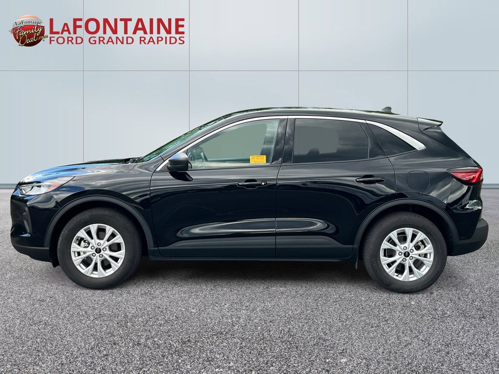 Certified 2023 Ford Escape Active AWD/4WD image 4