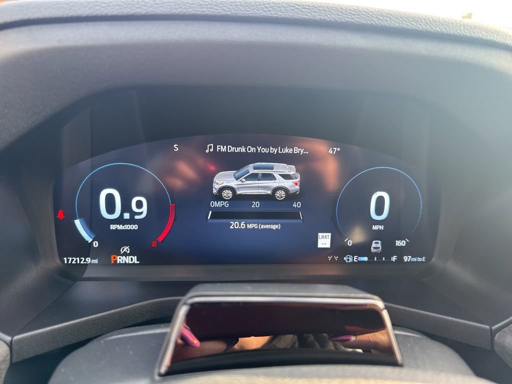 Certified 2025 Ford Explorer Platinum w/ LUX Leather Package image 24