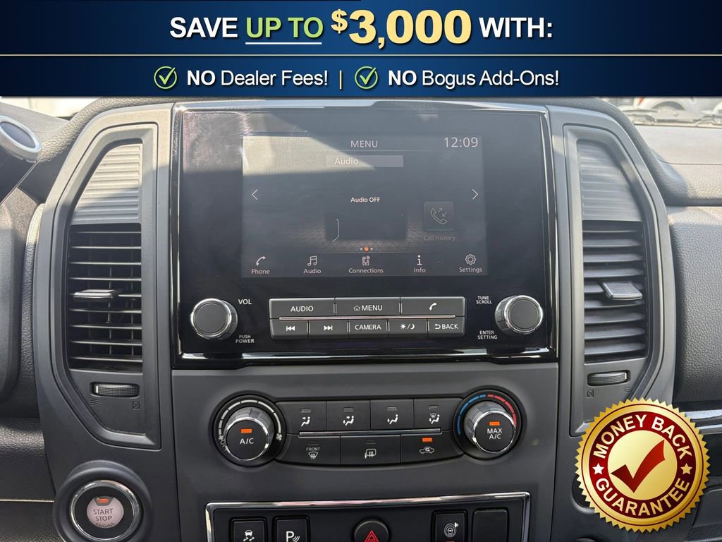 Used 2024 Nissan Titan SV AWD/4WD image 25