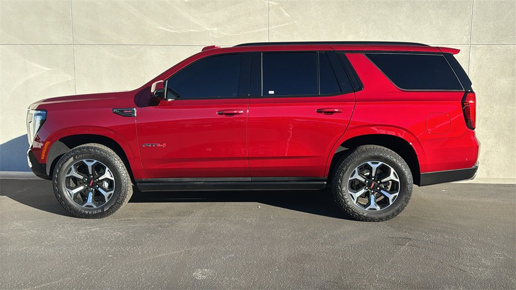 Used 2025 GMC Yukon AT4 w/ AT4 Premium Package image 5