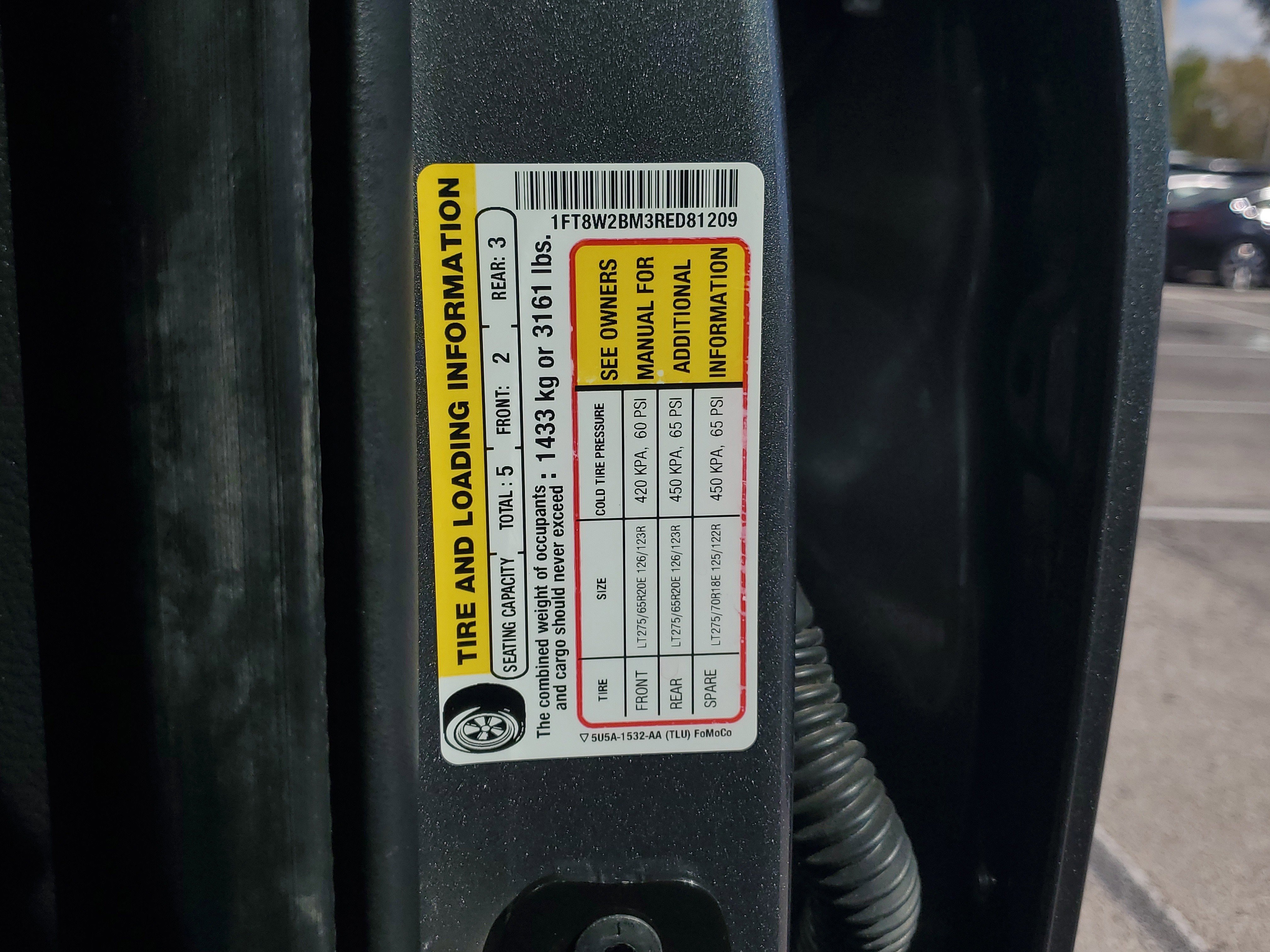 Certified 2024 Ford F250 Platinum image 30