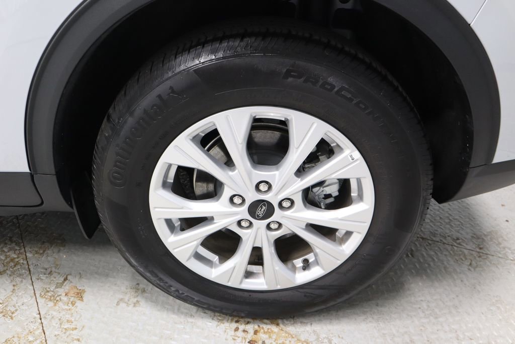 Certified 2025 Ford Escape Active w/ Cold Weather Package image 19