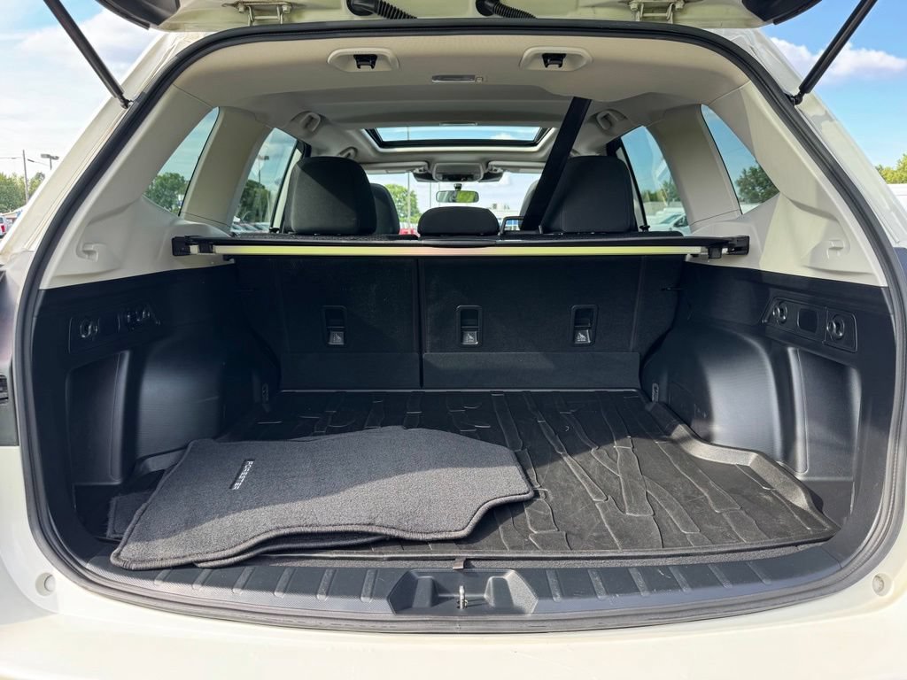 Used 2022 Subaru Forester Premium AWD/4WD image 37
