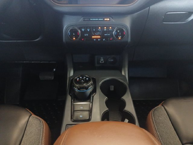 Certified 2024 Ford Bronco Sport Outer Banks AWD/4WD image 4