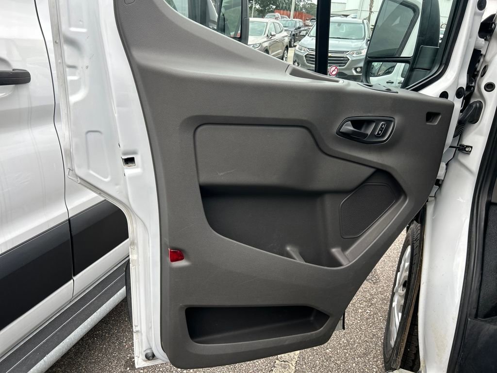 Certified 2024 Ford Transit 250 Low Roof w/ Exterior Upgrade Package image 9
