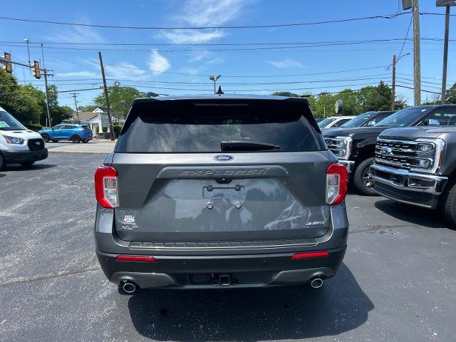 Certified 2023 Ford Explorer XLT w/ Equipment Group 202A AWD/4WD image 14