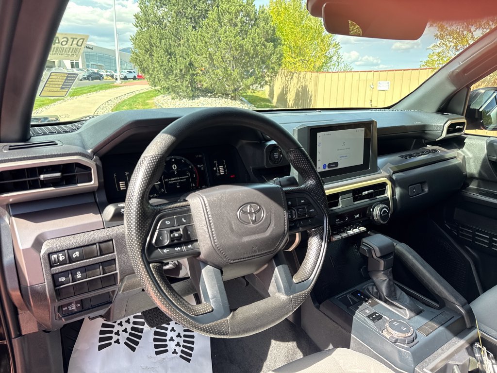 Used 2026 Toyota Tacoma SR5 AWD/4WD image 13