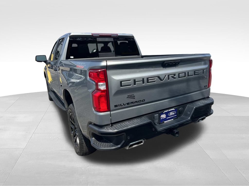 Used 2023 Chevrolet Silverado 1500 LT Trail Boss w/ LT Trail Boss Premium Package AWD/4WD image 6