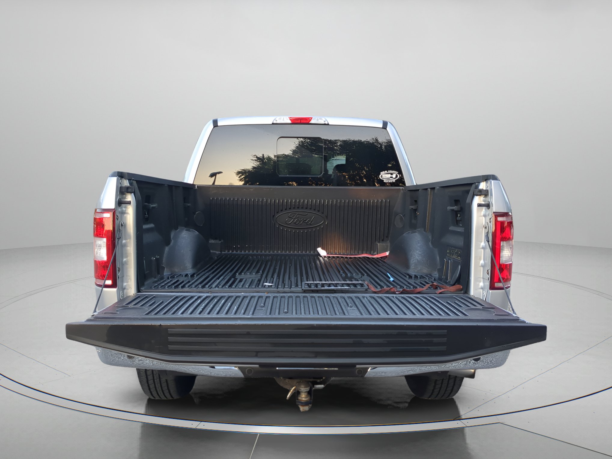 Certified 2019 Ford F150 XLT w/ Equipment Group 302A Luxury AWD/4WD image 46