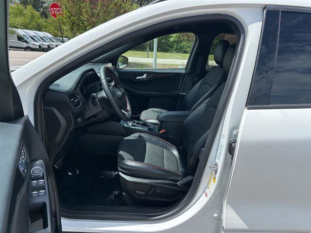 Certified 2023 Ford Escape ST-Line w/ Tech Pack #1 image 15