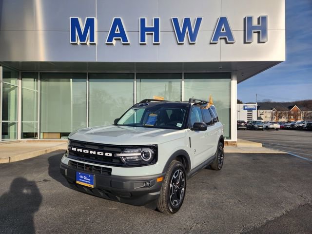 Certified 2022 Ford Bronco Sport Outer Banks image 2