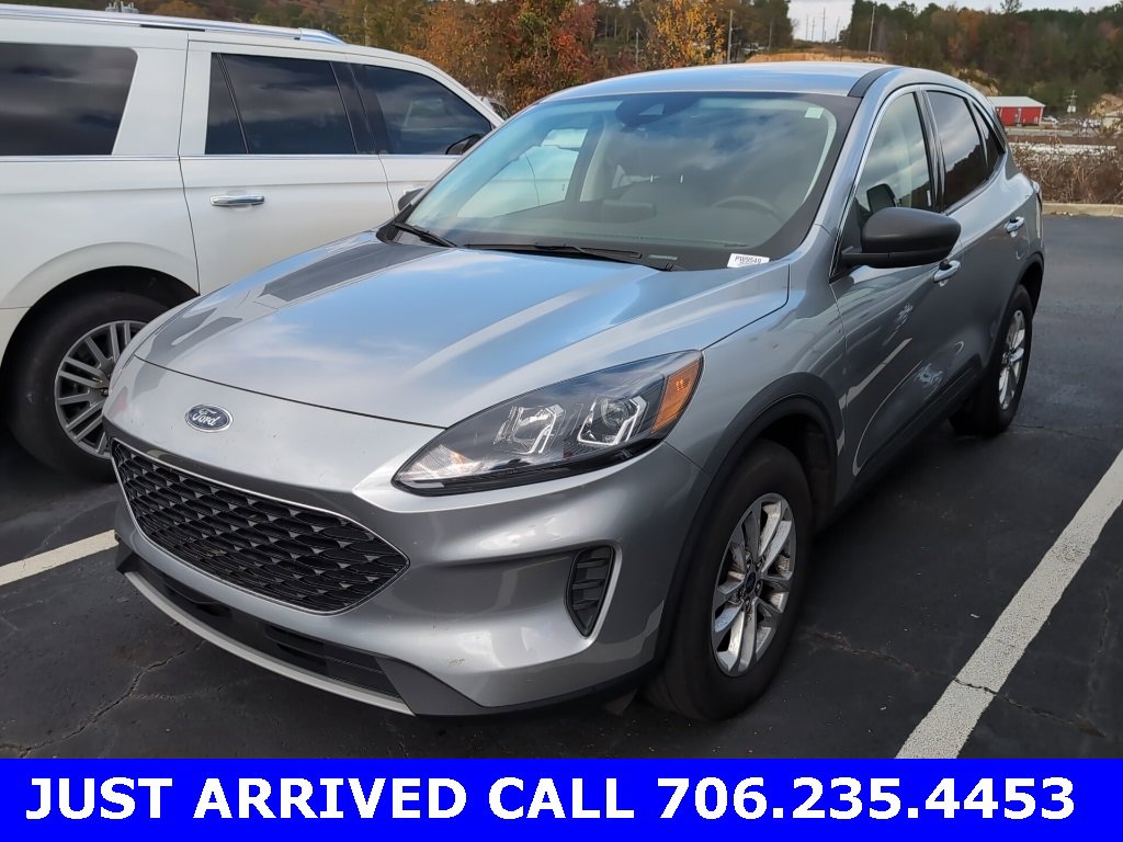 Certified 2022 Ford Escape SE w/ Cold Weather Package
