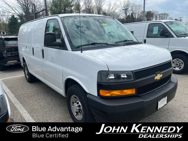 Used 2021 Chevrolet Express 2500 w/ Driver Convenience Package RWD image 26