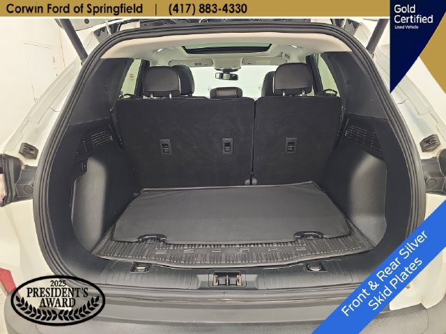 Certified 2022 Ford Escape Titanium w/ Titanium Elite Package AWD/4WD image 17
