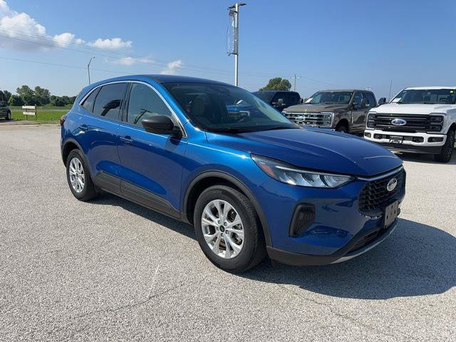 Certified 2023 Ford Escape Active w/ Cold Weather Package FWD image 9