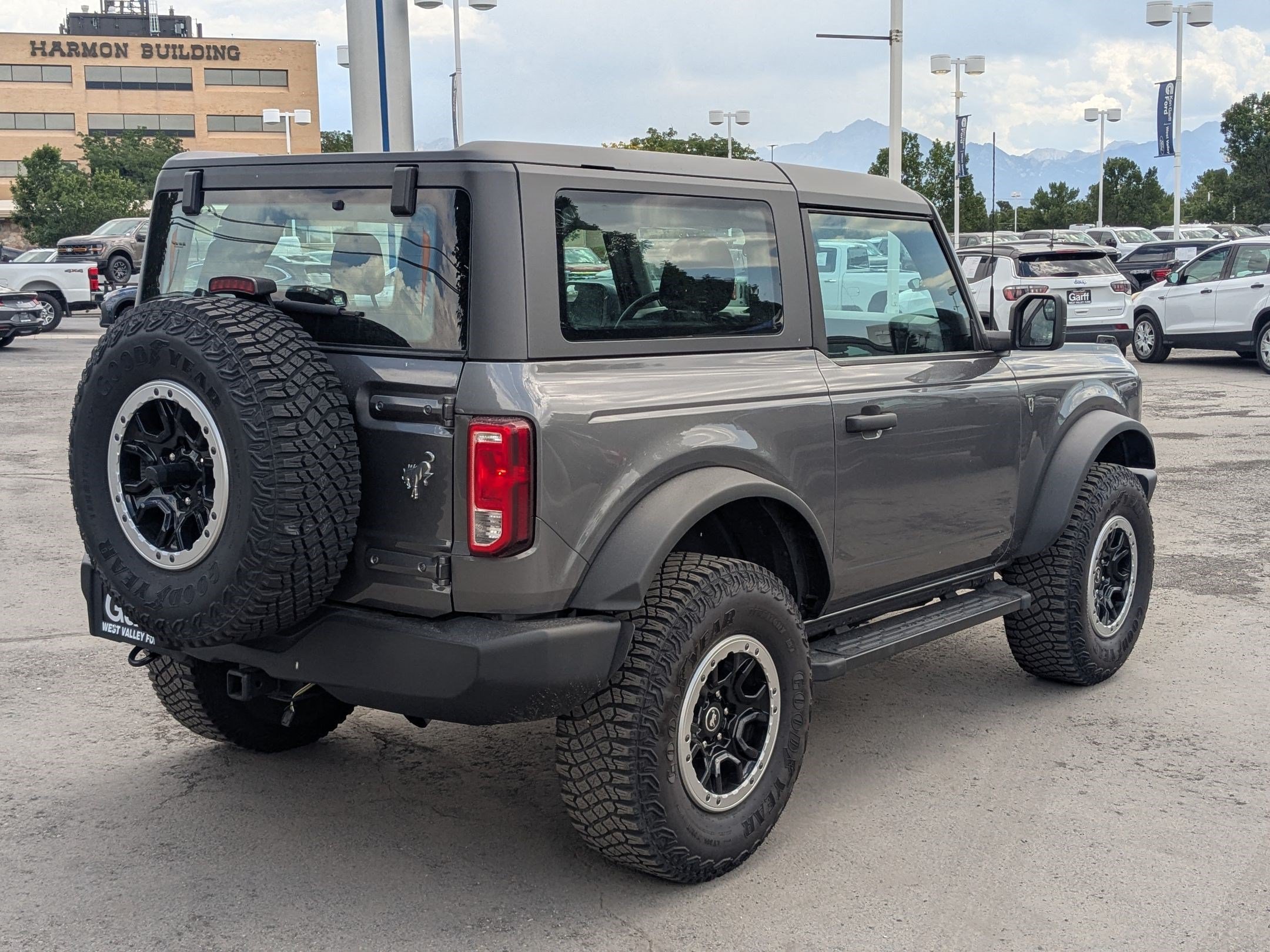 Certified 2022 Ford Bronco 2-Door w/ Sasquatch Package AWD/4WD image 3
