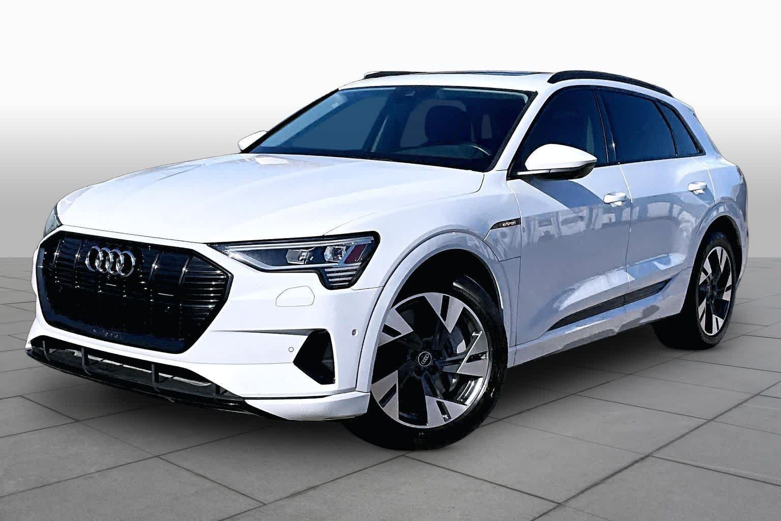 Used 2021 Audi e-tron Premium w/ Convenience Plus Package AWD/4WD image 34