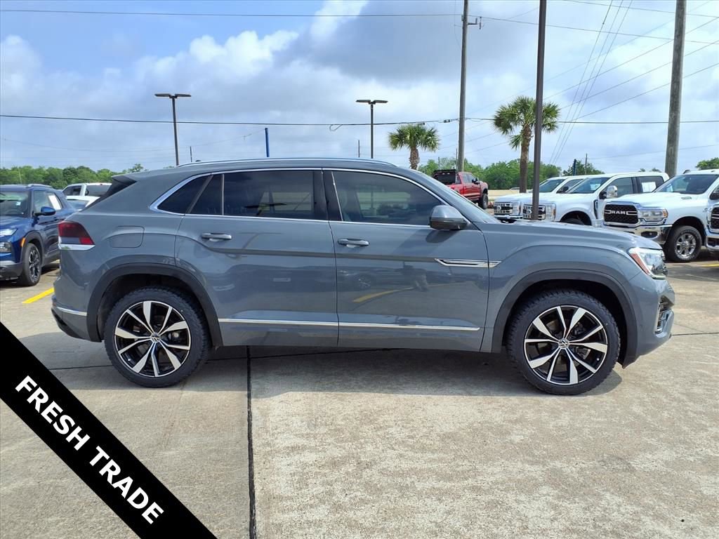 Used 2024 Volkswagen Atlas Cross Sport SEL Premium R-Line AWD/4WD image 8