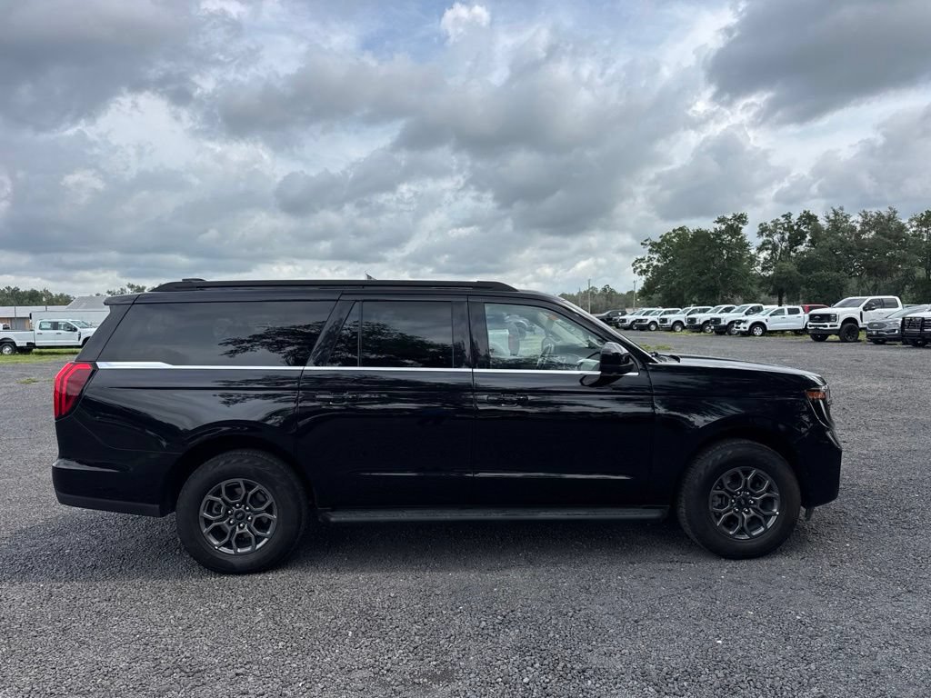 Certified 2025 Ford Expedition Max Active AWD/4WD image 7
