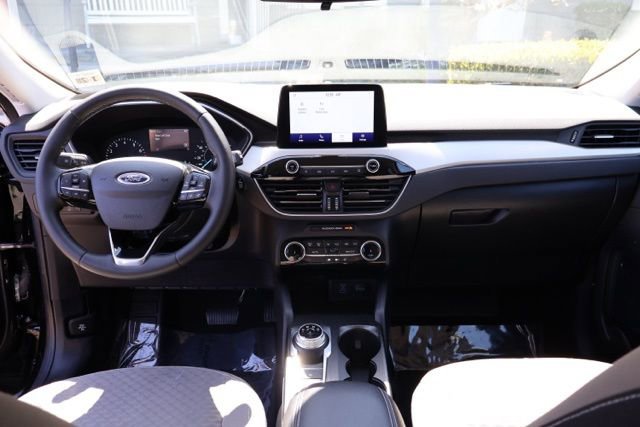 Certified 2022 Ford Escape SE w/ Convenience Package AWD/4WD image 16
