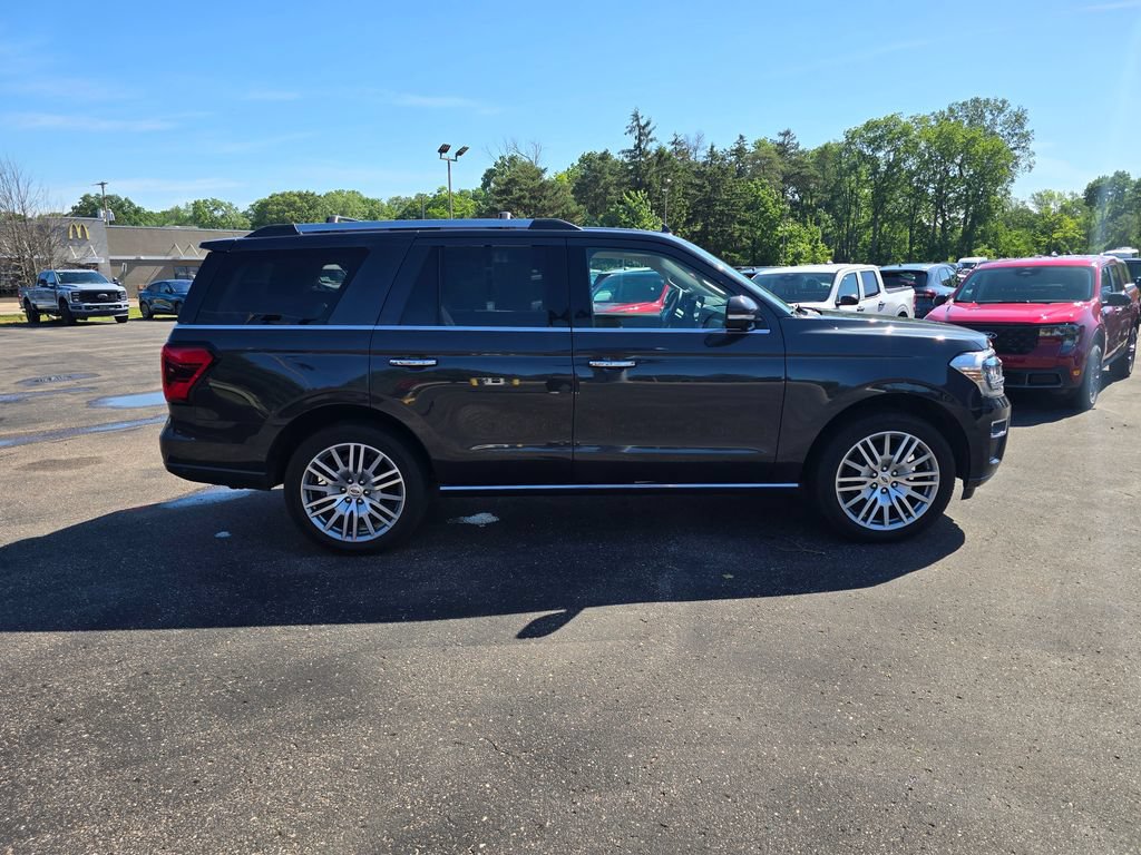 Certified 2022 Ford Expedition Limited AWD/4WD image 7
