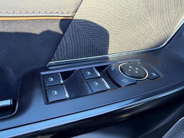 Certified 2021 Ford F150 Platinum w/ Equipment Group 701A High image 19