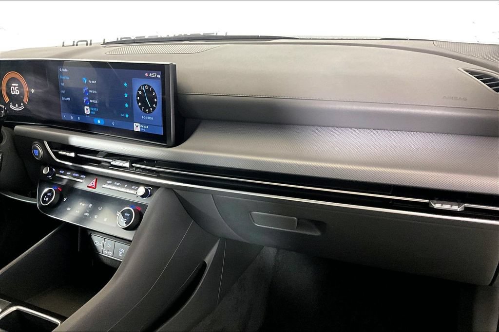 Used 2025 Hyundai Sonata SEL FWD image 12
