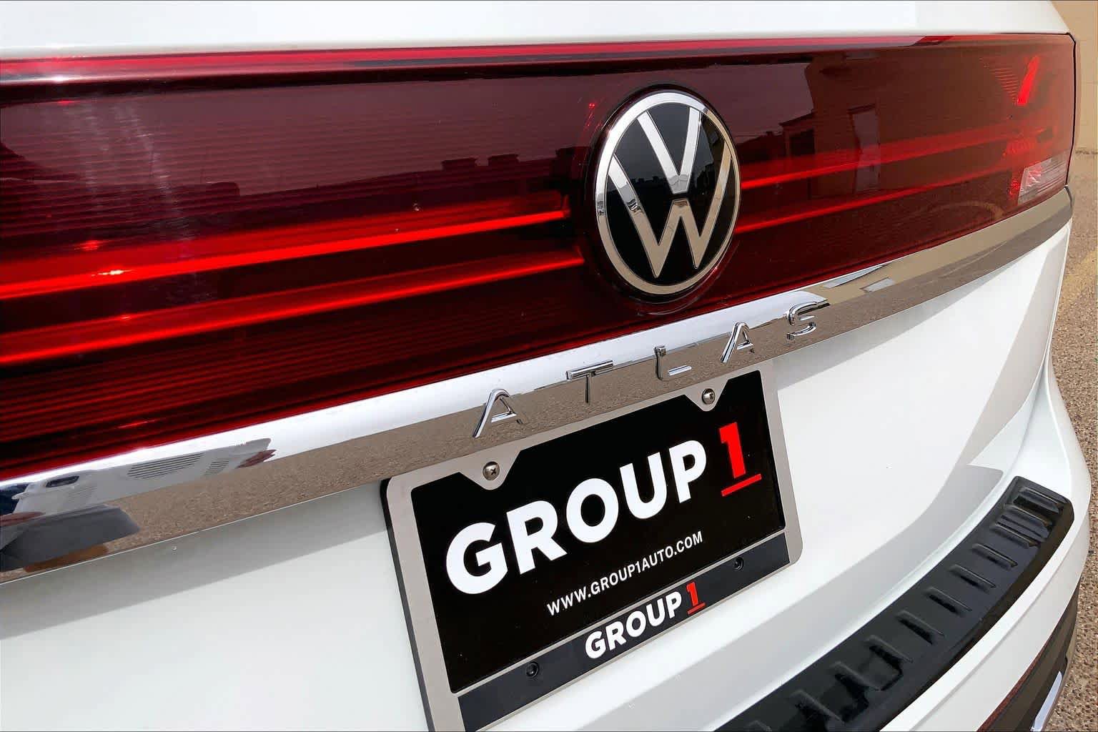 Used 2024 Volkswagen Atlas SE FWD image 31