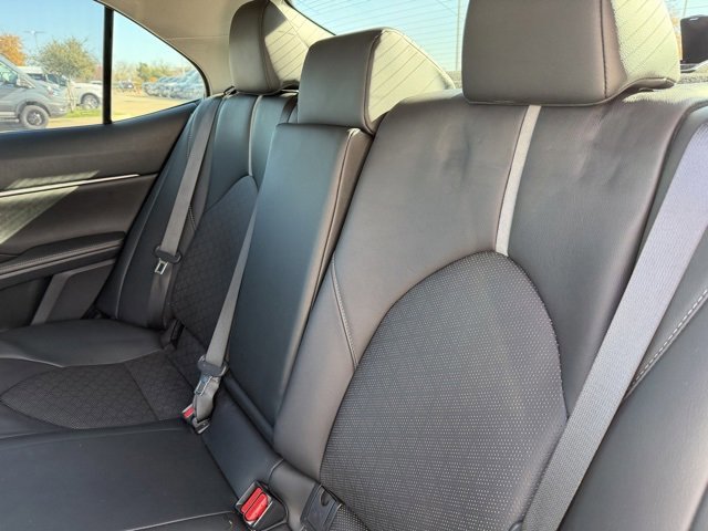 Used 2020 Toyota Camry XSE image 17