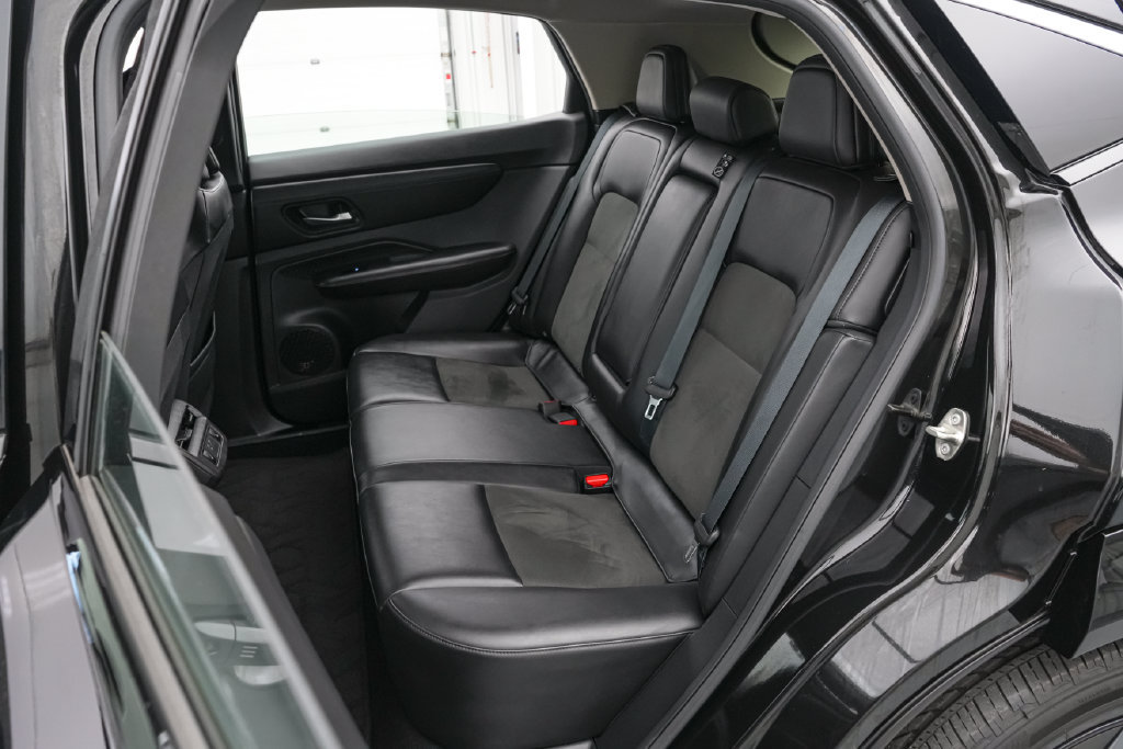Used 2023 Nissan Ariya FWD image 22