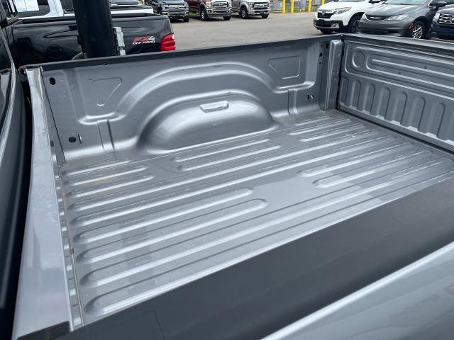 Used 2022 RAM 1500 Classic Warlock AWD/4WD image 17