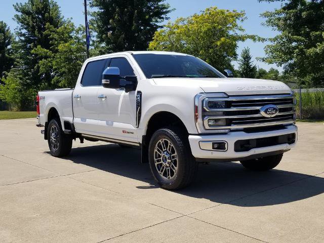Certified 2025 Ford F250 Platinum w/ Platinum Plus Package AWD/4WD image 8