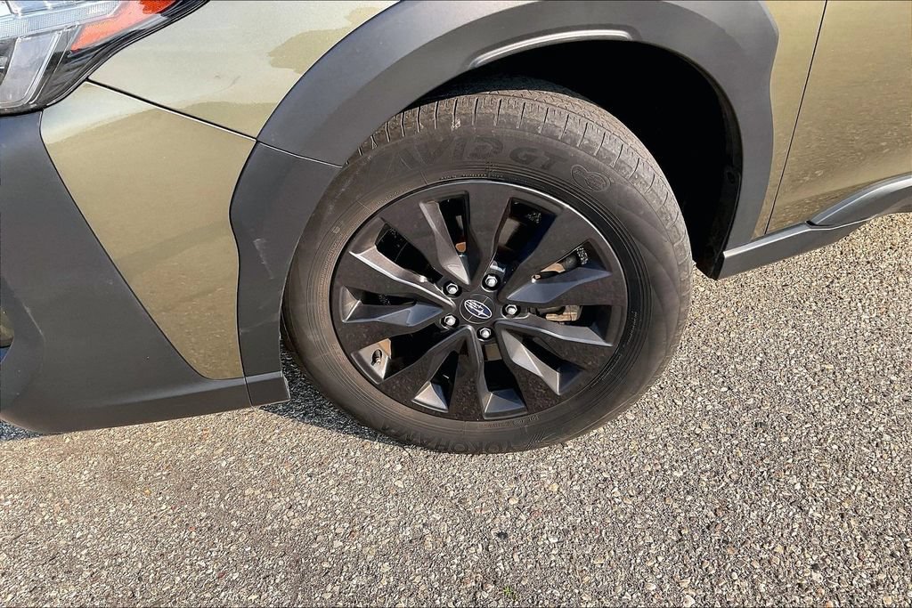 Used 2025 Subaru Outback Onyx Edition AWD/4WD image 4