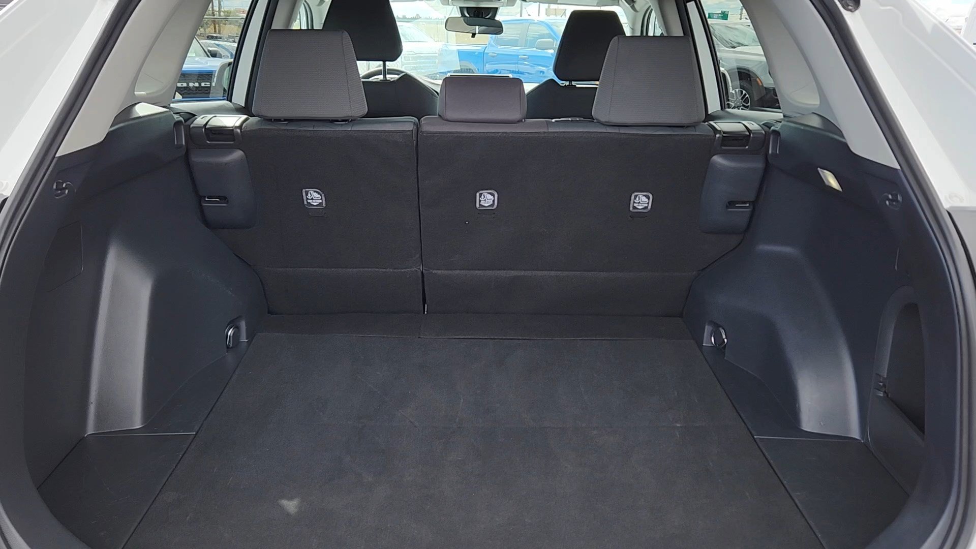 Used 2024 Toyota RAV4 XLE AWD/4WD image 19