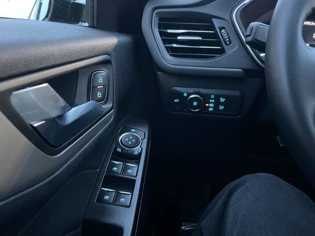 Certified 2022 Ford Escape SEL image 33