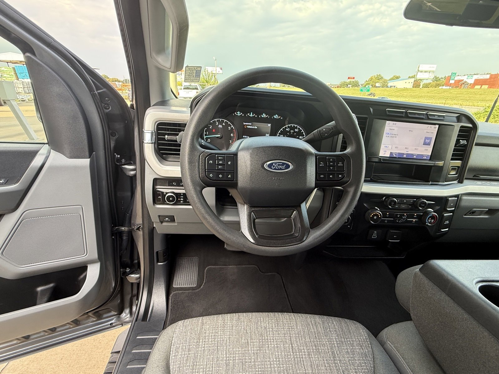 Certified 2024 Ford F250 XLT image 25