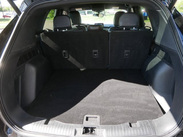 Certified 2025 Ford Escape ST-Line Select AWD/4WD image 9