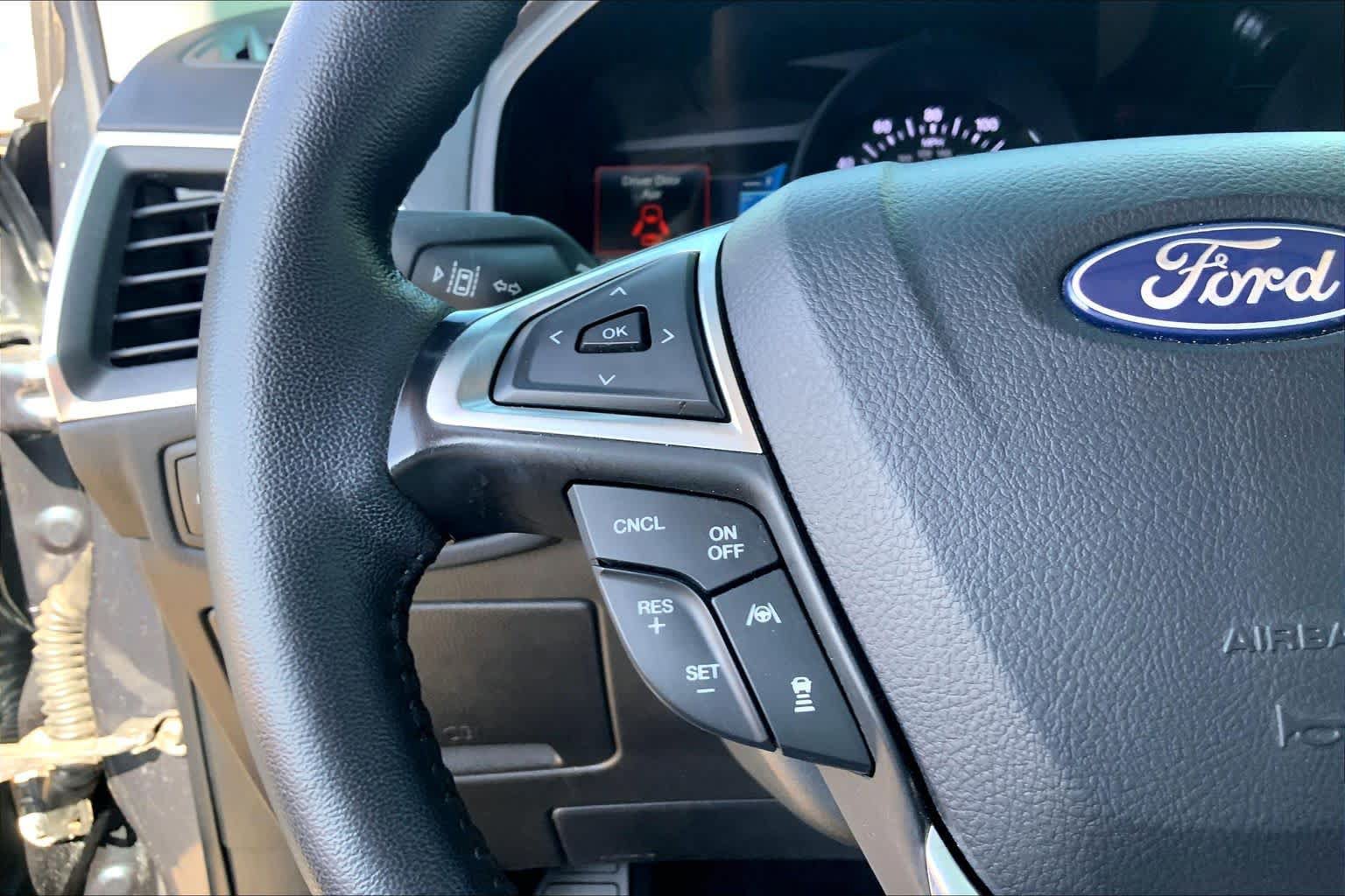 Certified 2024 Ford Edge Titanium AWD/4WD image 24