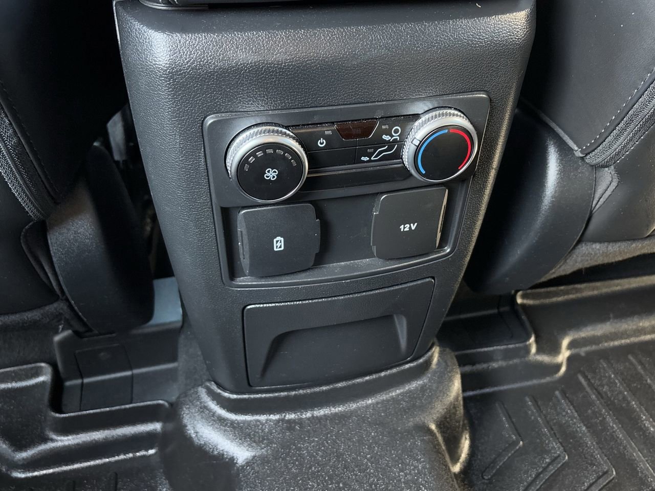 Certified 2023 Ford Explorer XLT w/ Equipment Group 202A image 21